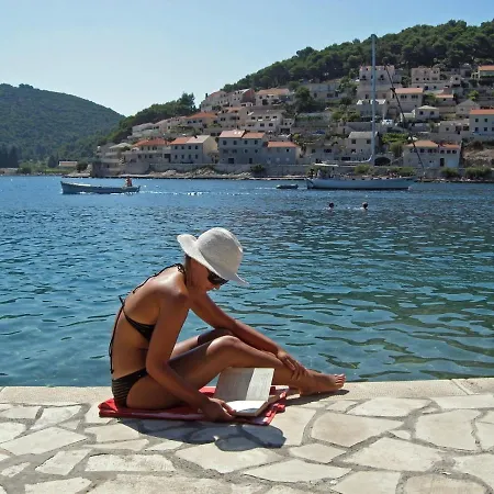 Hébergement de vacances With Pool *