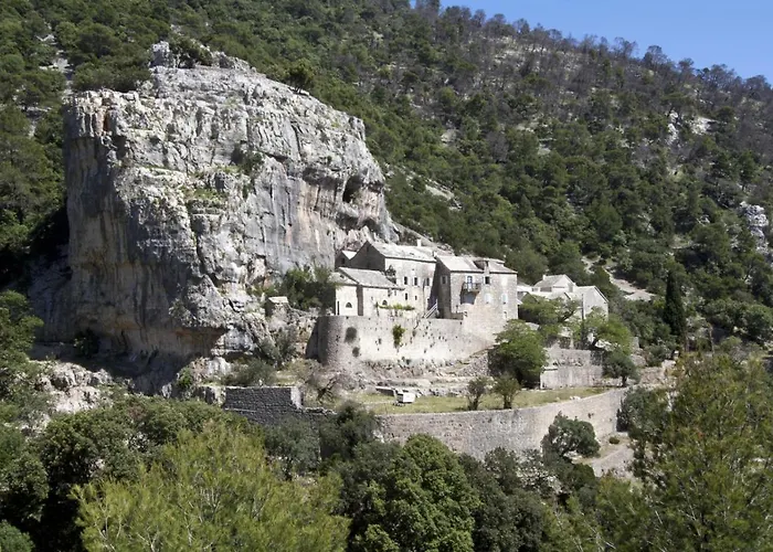 With Pool בית נופש