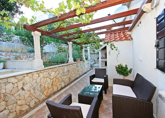 בית נופש With Pool *